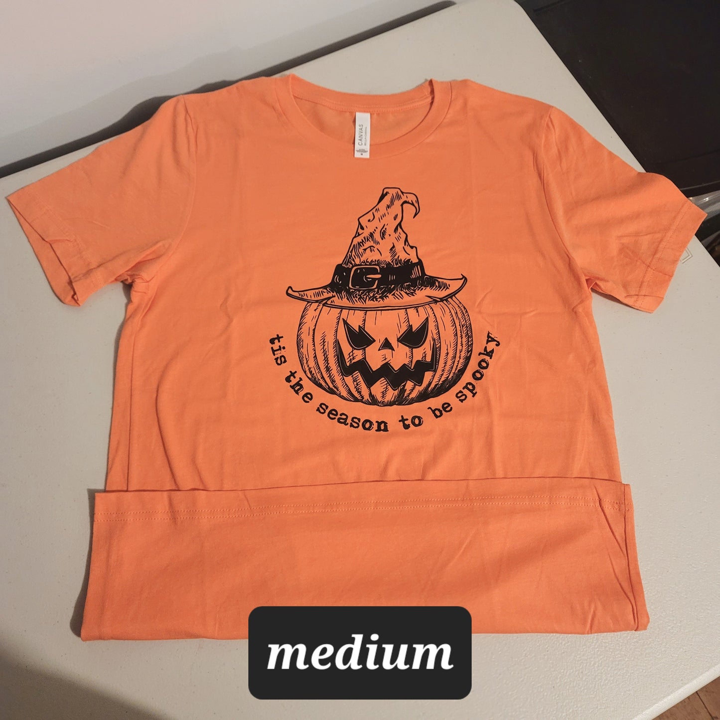 Tis The Season Spooky Tshirt - M