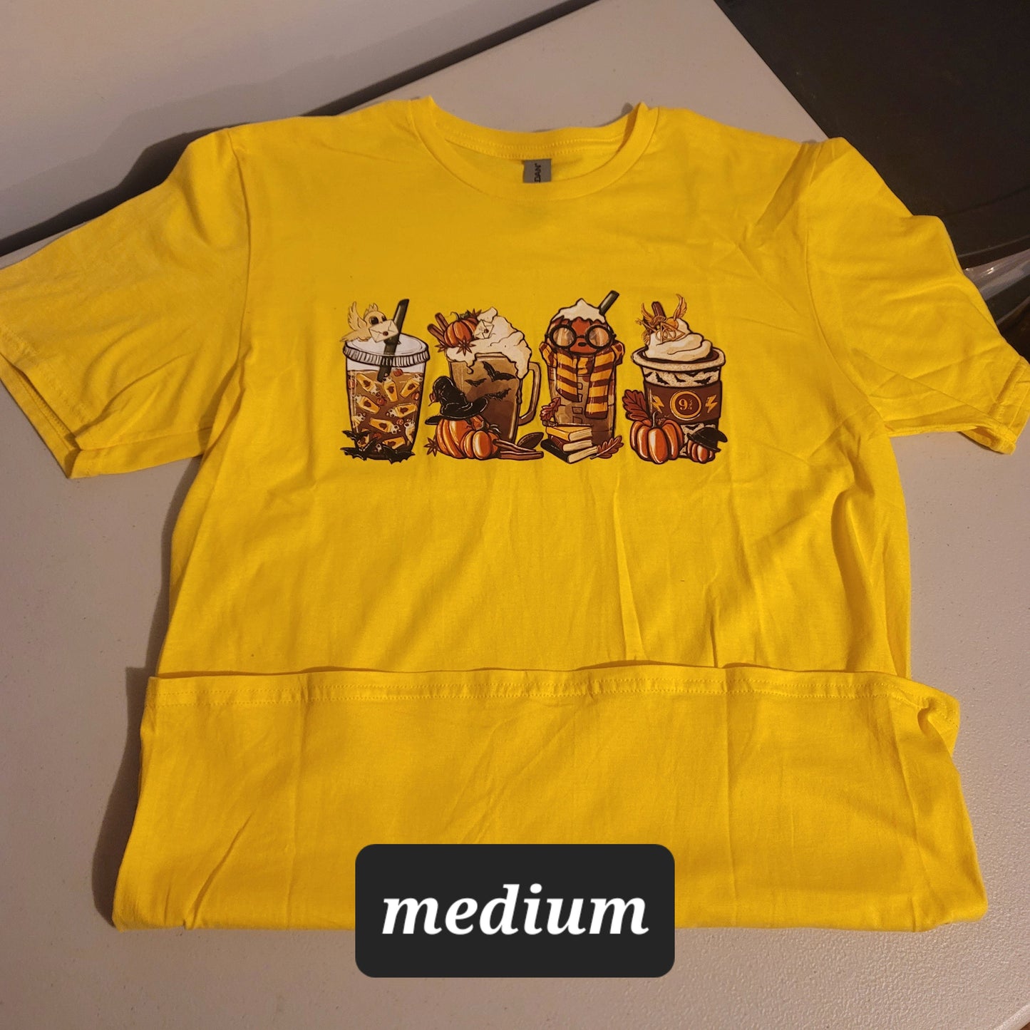 HP Drinks Tshirt - M