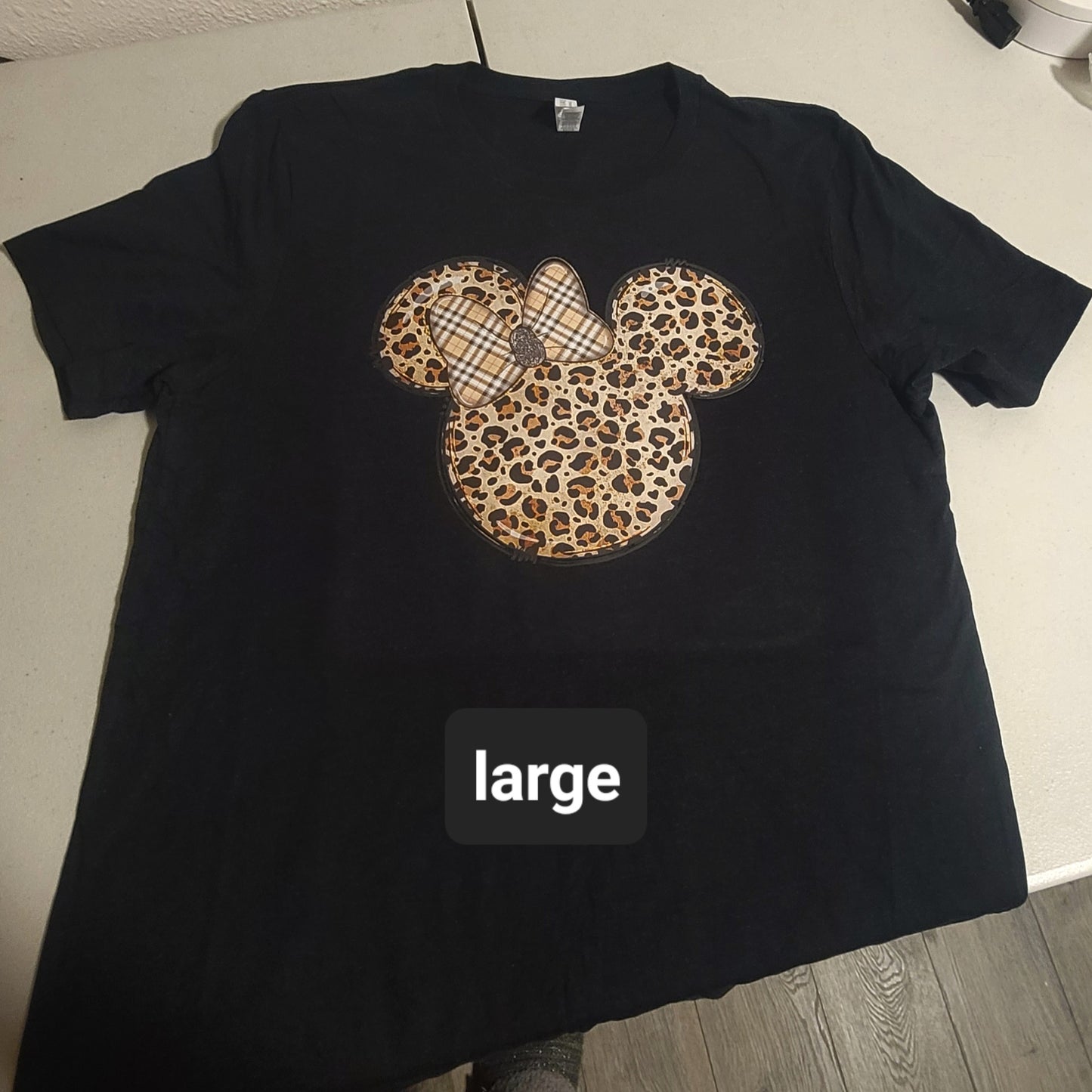 Mouse Leopard Tshirt - L