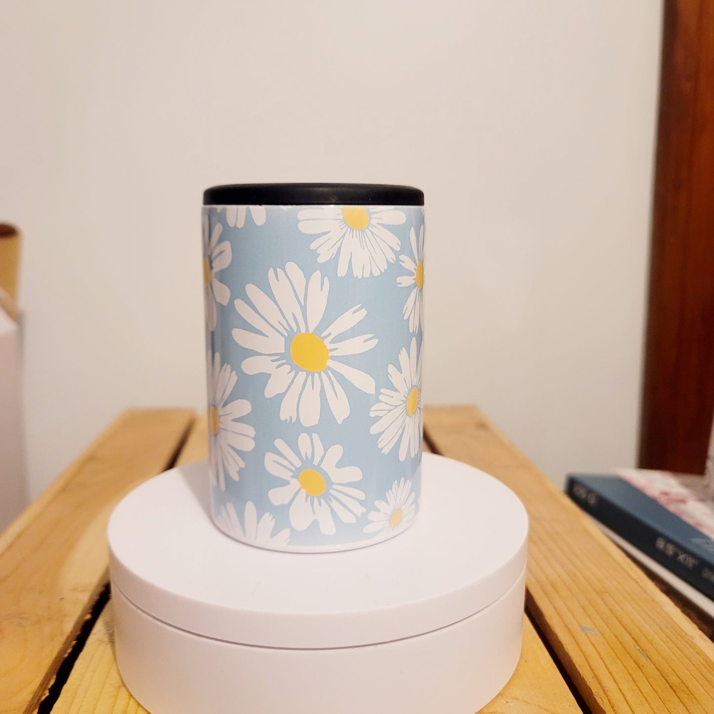 Daisies Can Cooler