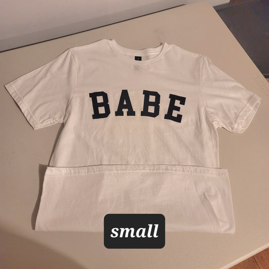 Babe Tshirt - S