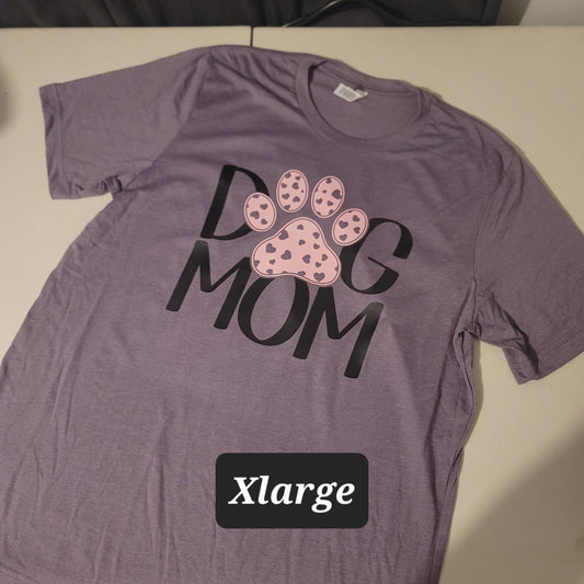 Dog Mom Tshirt - XL