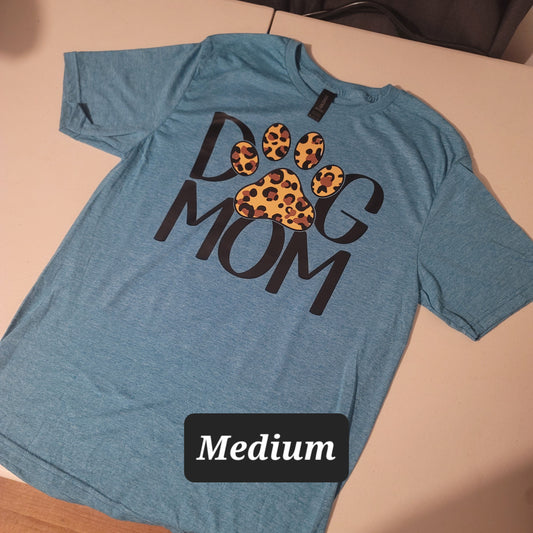 Dog Mom Tshirt - M