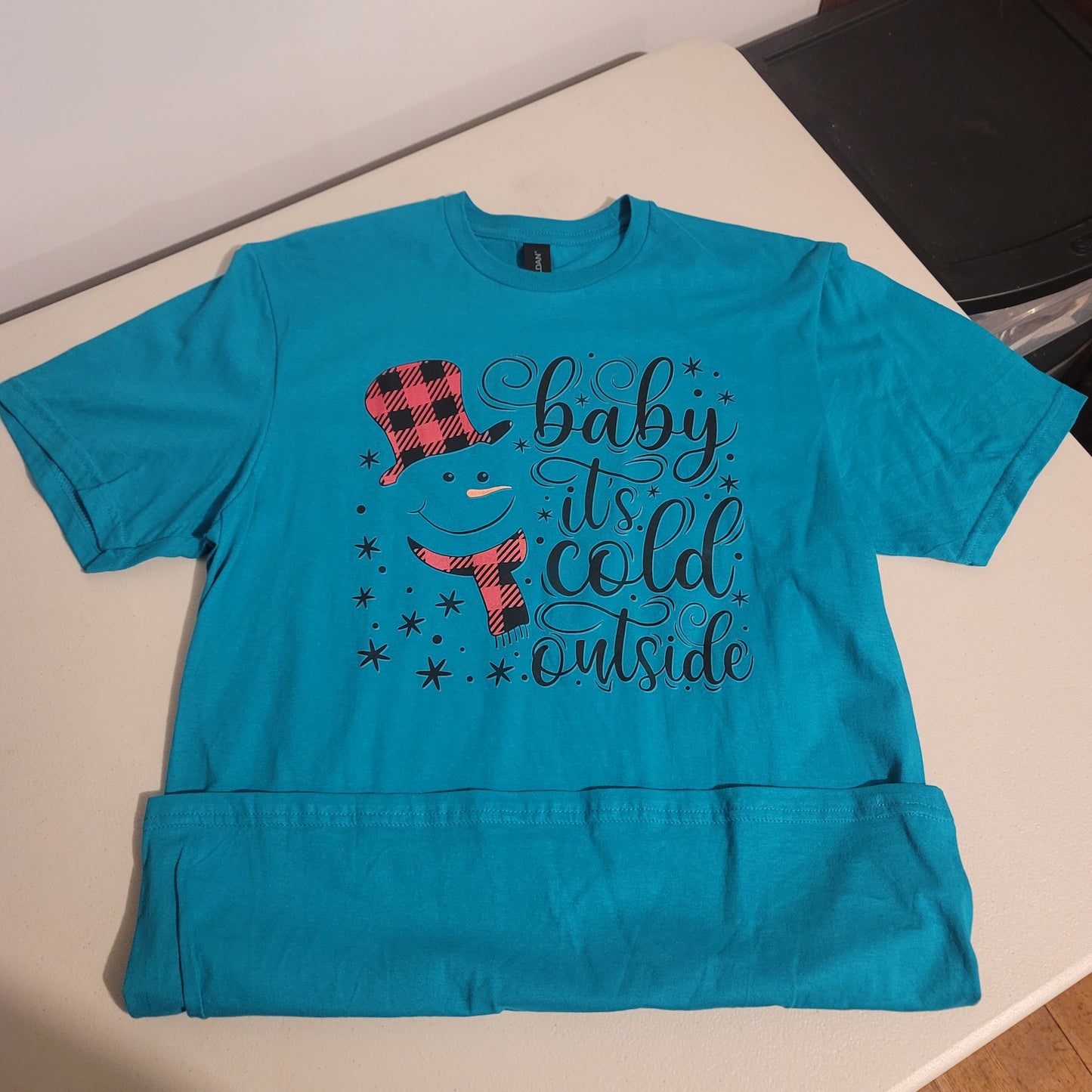 Baby It's Cold Outside Tshirt - M