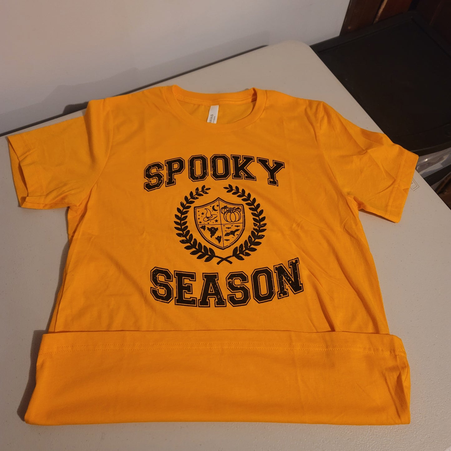 Spooky Season Uni Tshirt - M