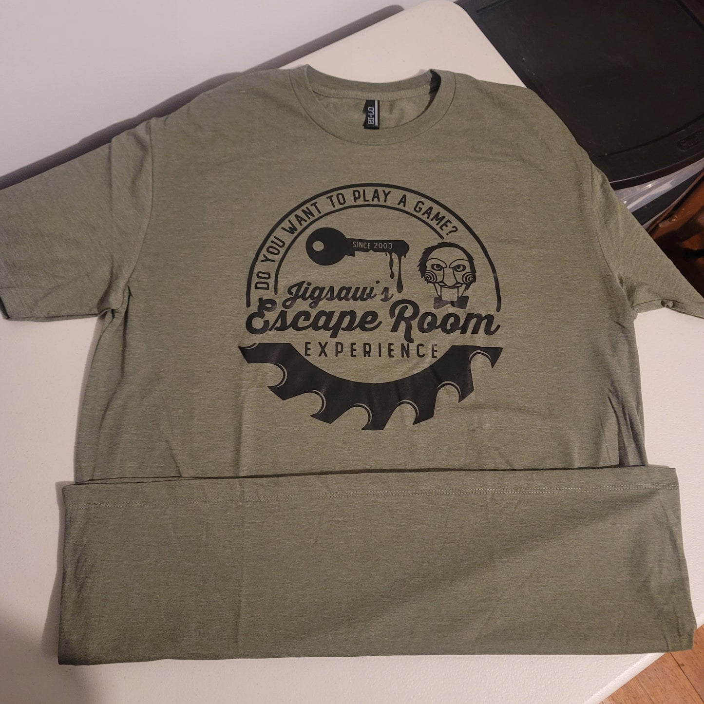 Jigsaw's Escape Room Tshirt - XL